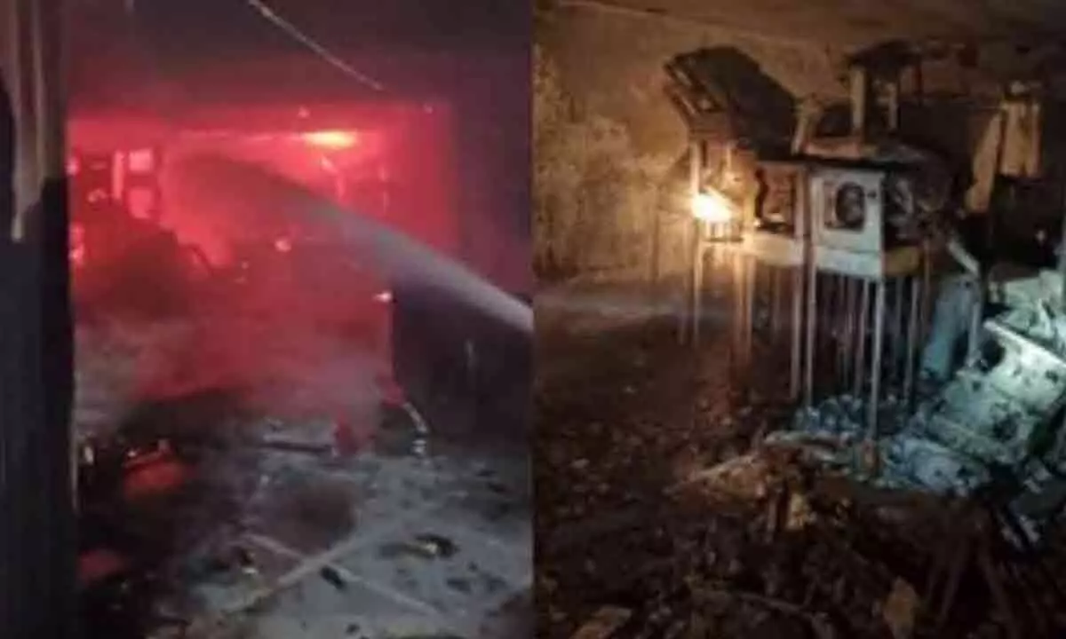 Massive Fire Erupts In Delhi Girls PG Hostel In Mukherjee Nagar; Around 35 Girls Rescued