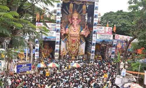 Shobhayatra of Khairatabad Ganesh to start 7 am