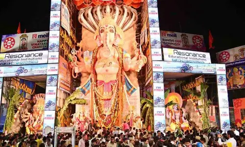 Shobhayatra of Khairatabad Ganesh has begun