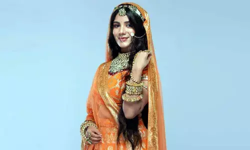 Actress Nikki Sharma