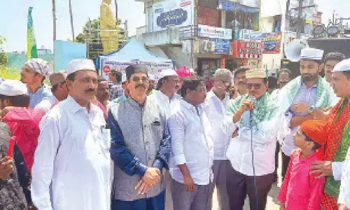 Rajamahendravaram: Rally organised to mark Milad-un-Nabi