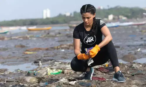 Saiyami on beach clean-up: Our devotion should extend to preserving beauty of our city