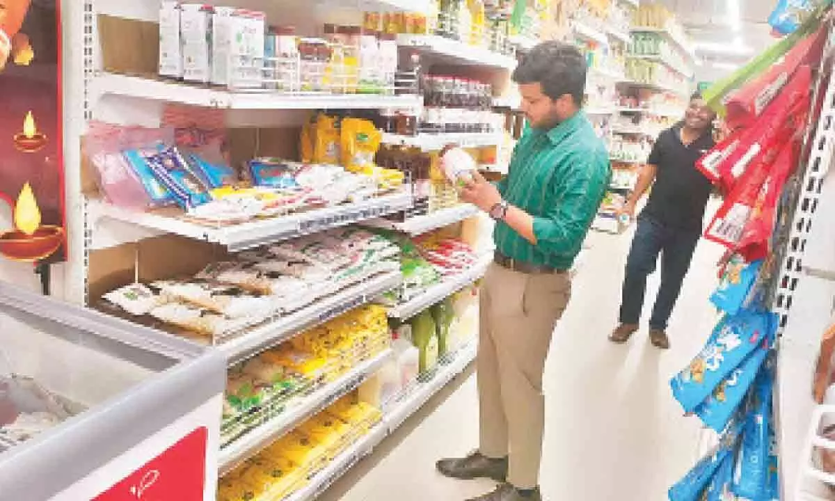 Hyderabad: Unhygienic food, Supermarkets, eateries in city under GHMC lens