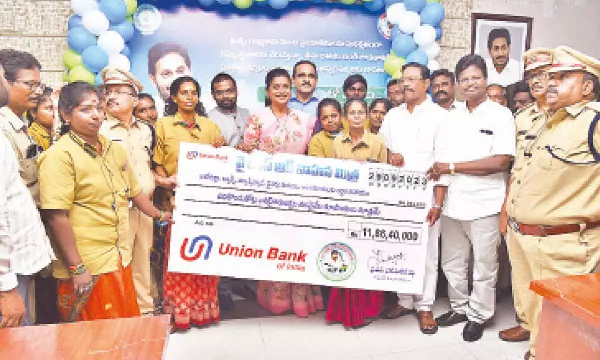 Vahana Mitra benefits 11,864 auto drivers in Tirupati dist
