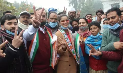 Day after alleged manhandling, model turned actress Archana Gautam suspended from Congress