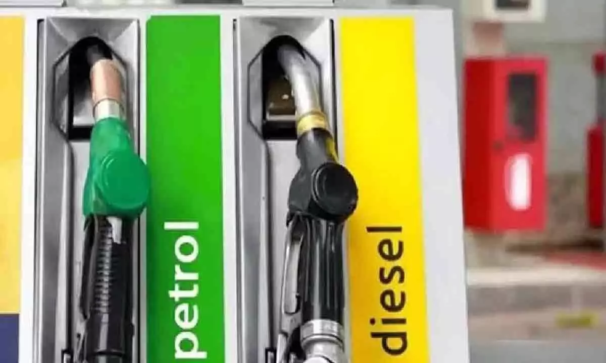 Petrol and diesel prices today in Hyderabad, Delhi, Chennai and Mumbai on 01 October, 2023