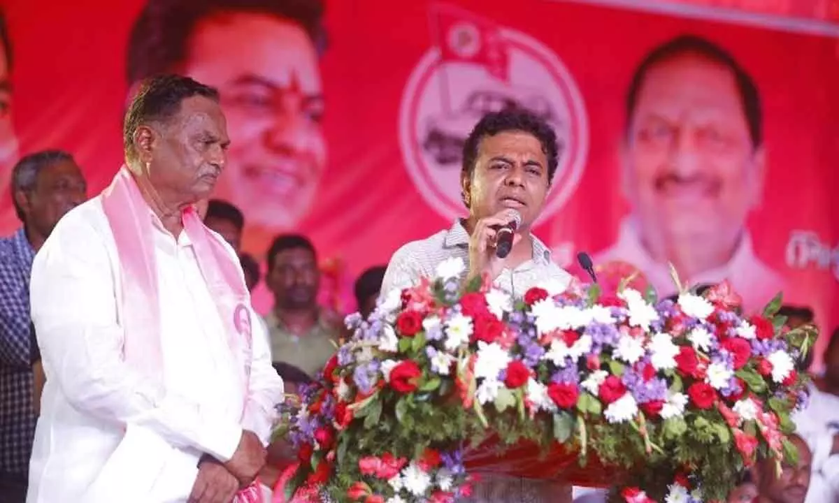 KTR asks PM to retract remarks on KCR, TS