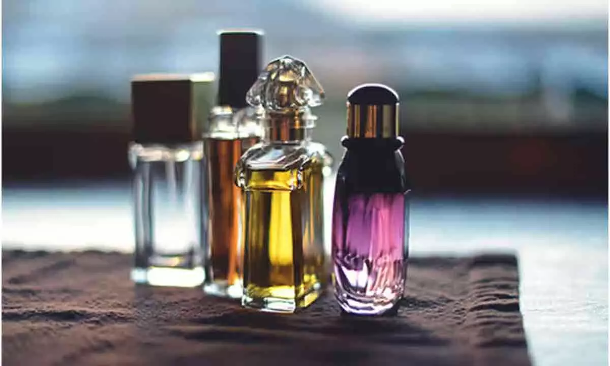 India proposes barring pilots and flight attendants from using perfume