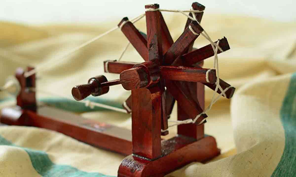 Khadi opens outlet at IITDelhi with breathable, attractive clothes for