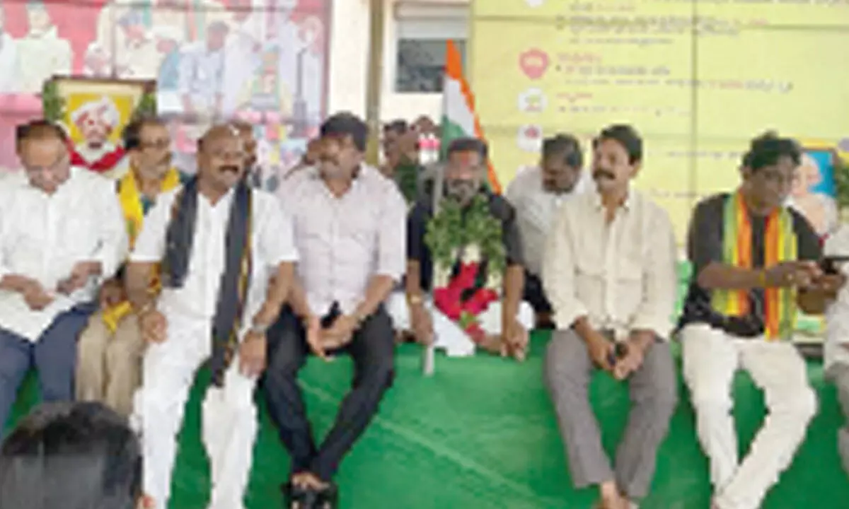 TDP cadres observe fast in support of Naidu