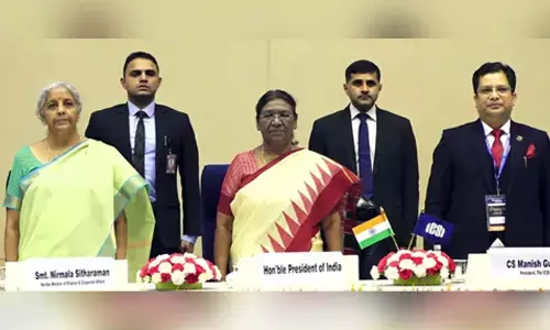 Finance minister emphasises on corporate good governance among company secretaries