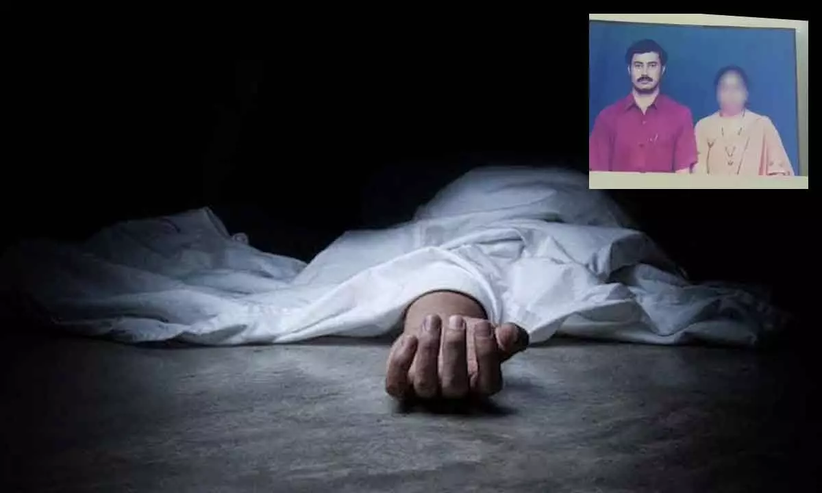 Constable along with family commits suicide in Kadapa