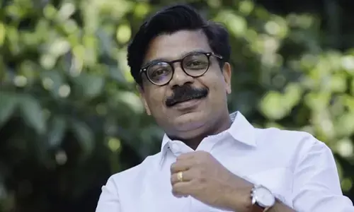 Cong MLA files complaint with Kerala Vigilance seeking probe against CM Vijayan, daughter