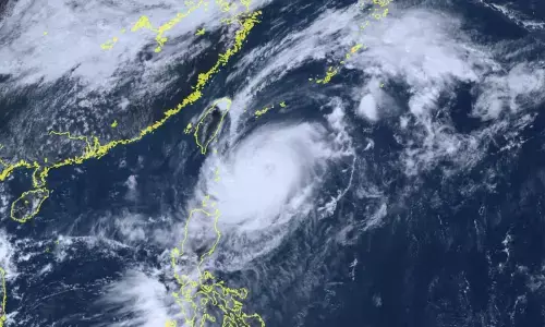 1 dead, over 300 injured as Typhoon Koinu sweeps parts of Taiwan