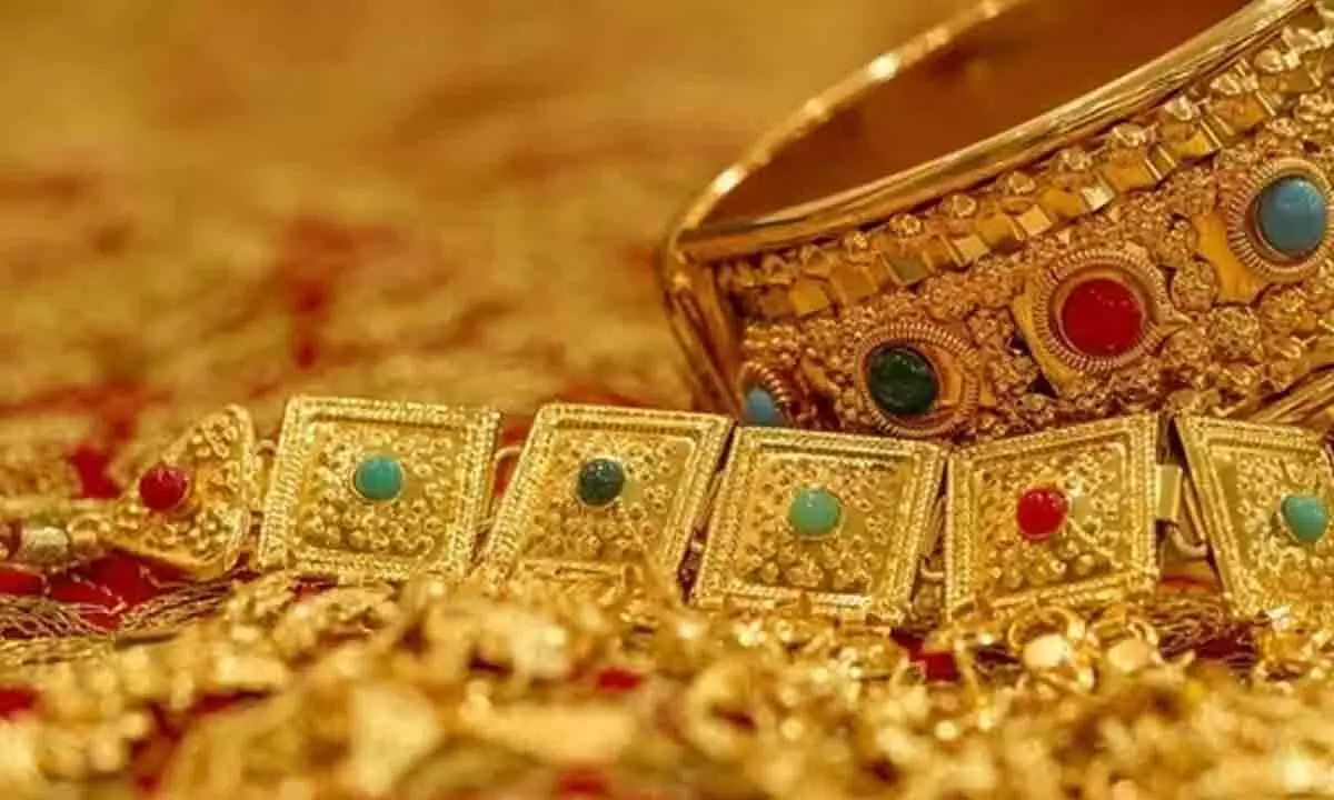 Gold and silver rate in Hyderabad today slashes, check the rates on October 6, 2023