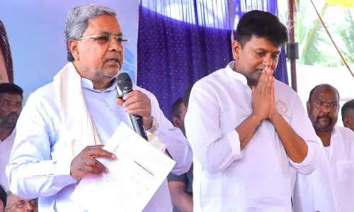 Chief Minister Siddaramaiah urged Central Govt for Rs 4860 crore crop compensation