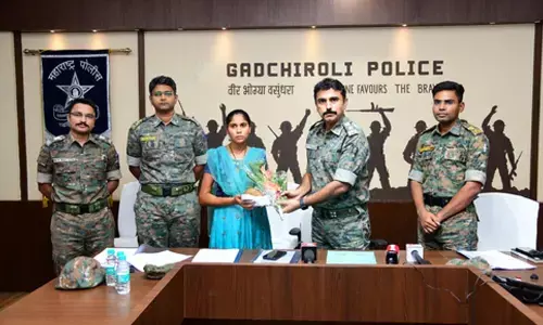 Chhattisgarhs dreaded woman Maoist with Rs 11 L booty lays down arms in Maha