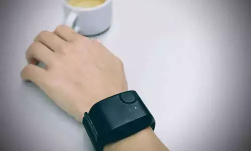 This wearable bracelet can track bipolar mood swings