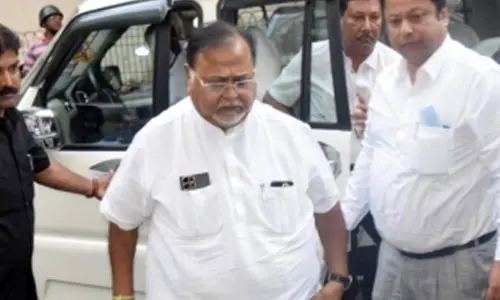 Prison authorities deny special assistant for Partha Chaterjee
