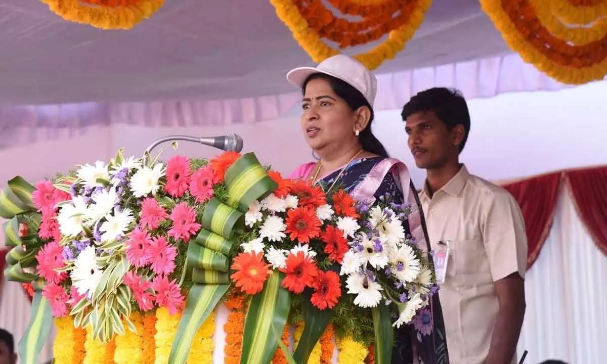 Police dogs play important role in solving cases: HM Taneti Vanitha