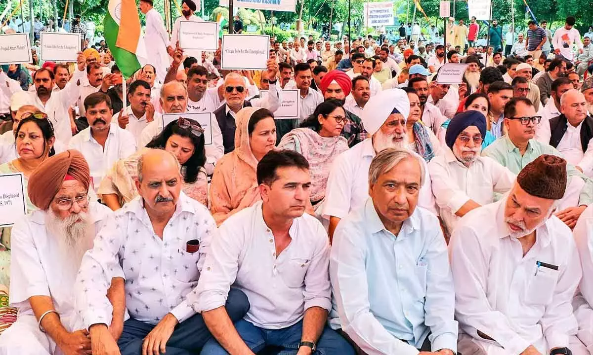 Oppn stage protest in Jammu for restoration of democratic rights