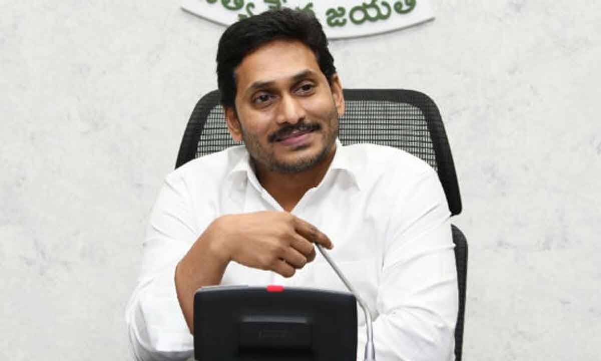 YS Jagan launches new houses at Jagananna Colony in Samarlakota, lashes ...