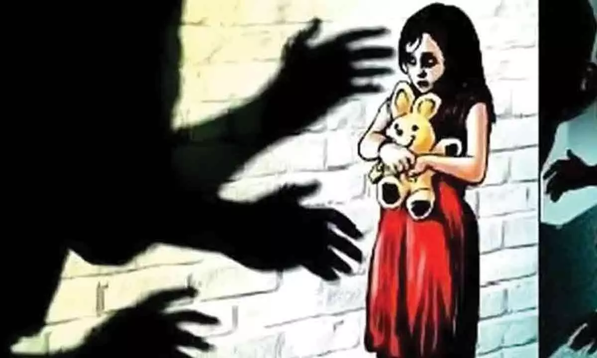 Neighbour Shows Adult Video And Attempt Rape To Minor In Noida