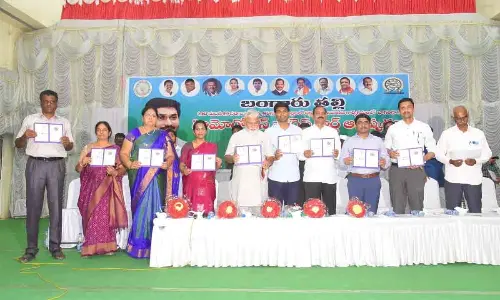 Guntur: Need to check anaemia among schoolgirls stressed