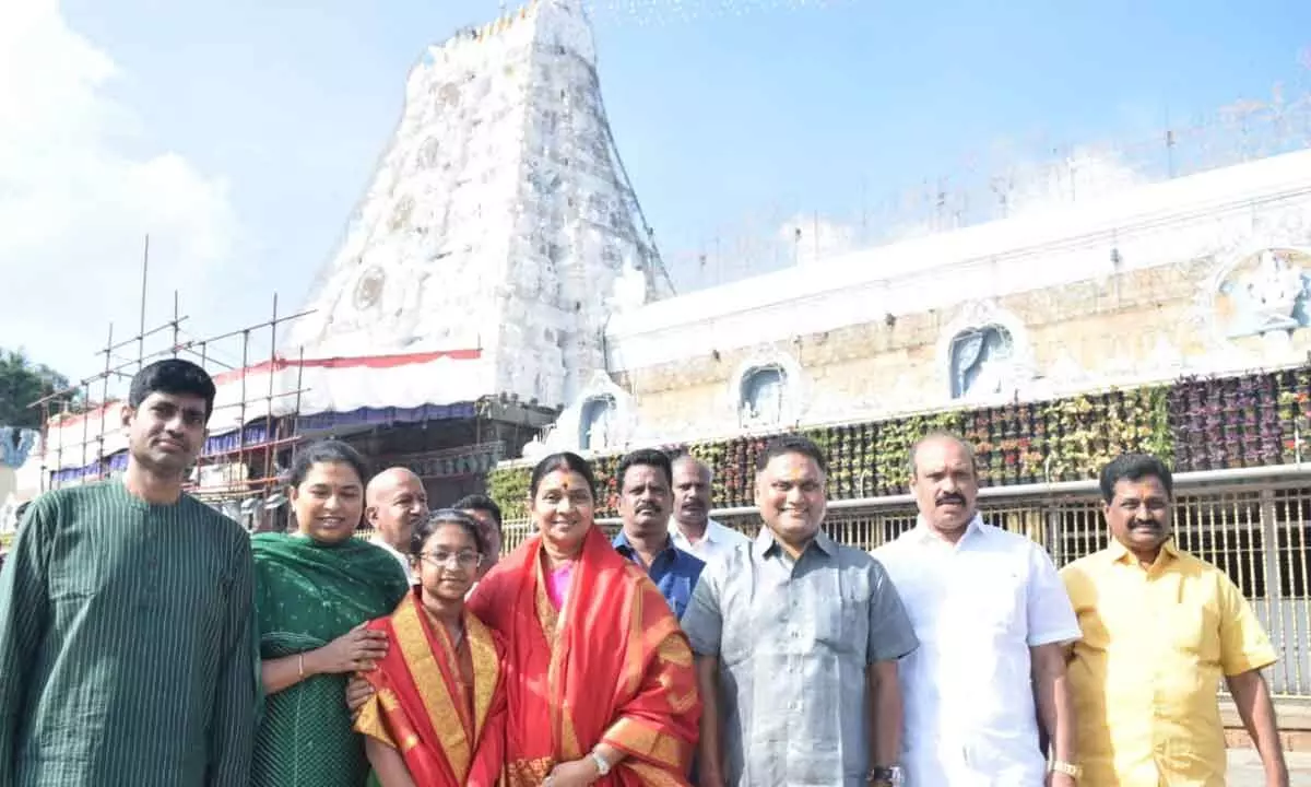 TN CMs spouse Durga Stalin participates in Abhisheka seva in Tirumala temple