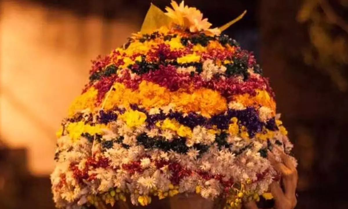 Bathukamma 2023: Known Date, Names of 9 Days of Bathukamma, Time, Puja Rituals and Significance of Flower Festival
