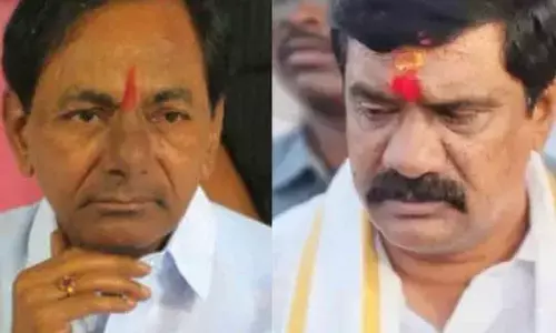 KCR pays tribute to Prashanth Reddys mother in Velpur, consoles family