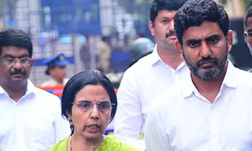 Lokesh, Bhuvaneshwari, Kasani meets Naidu in jail, health report released