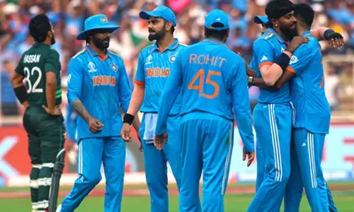 Men’s ODI WC: Bowlers star with clinical performance as India bowl out Pakistan for 191