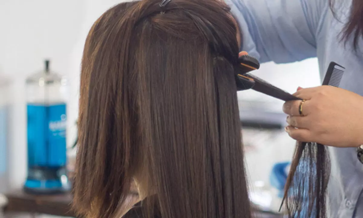 US FDA may ban hair-straightening chemical products over health risks