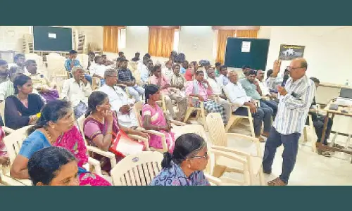 Resource person Mogul Humayun interacting with farmers at Agroforestry workshop in Kalyandurg on Sunday.