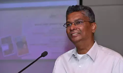 Satish Jarakiholis move with 20 MLAs creates a huge sensation