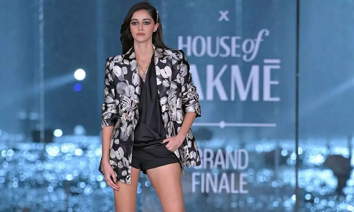 A spectacular end to Lakme Fashion Week x FDCI