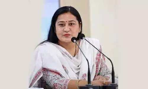 Congress picks holes in KTR’s version on Pravallika’s death