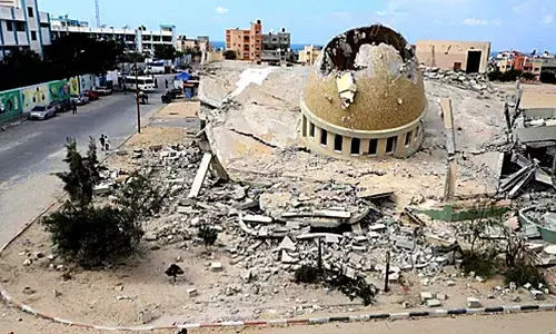 Iran says Tehran-backed militant groups wont stop attacking Israel until it ceases to exist