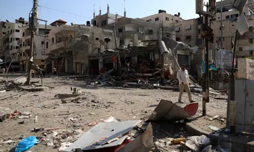 Israeli troops ready to uproot Hamas