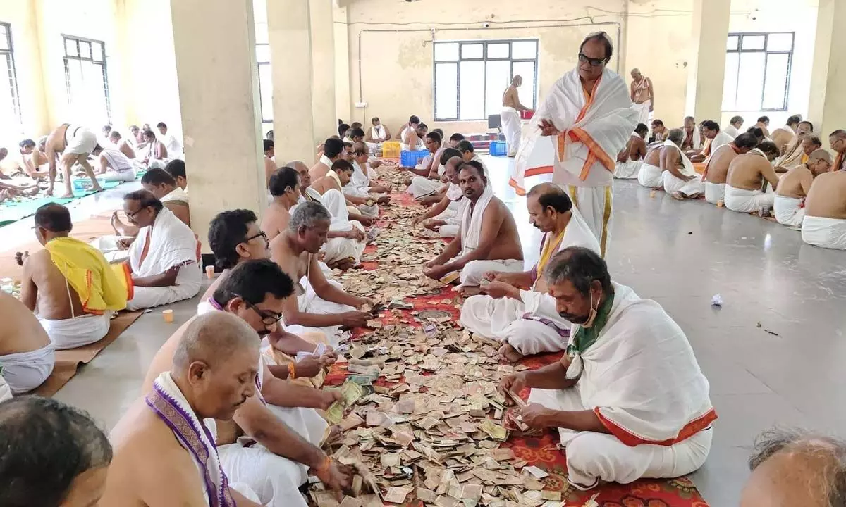 Simhachalam temple receives Hundi offerings of Rs 1.1 cr