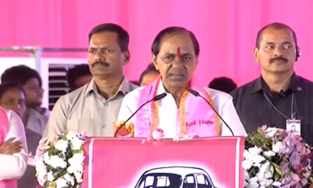 Palamuru is turning into a Golden District-KCR