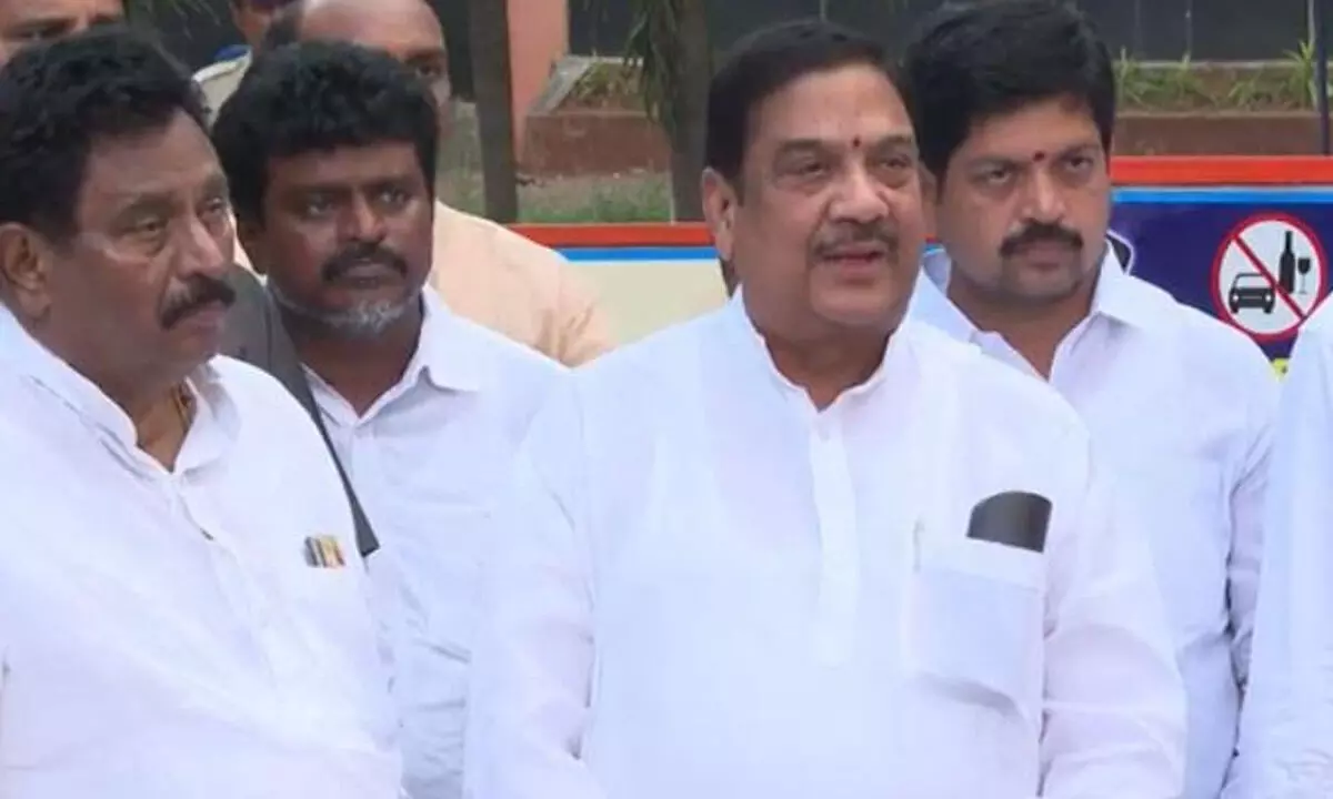 Former ministers K. Kala Venkata Rao, K. Ravindra, and N. Chinarajappa spoke to the media at the Central Jail on Wednesday evening.