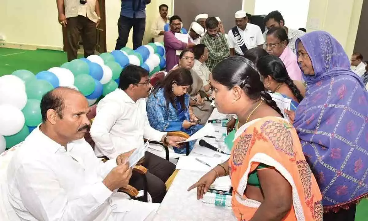 Machilipatnam: Officials told to interact with petitioners
