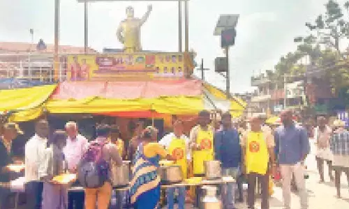 Tirupati: Anna canteen in Kuppam completes 500 days