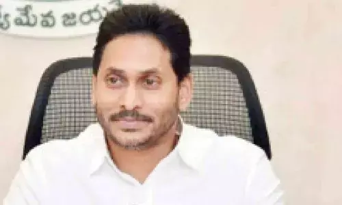 Vijayawada: CM YS Jagan Mohan Reddy to deposit Rs 325.02 crore into accounts of beneficiaries
