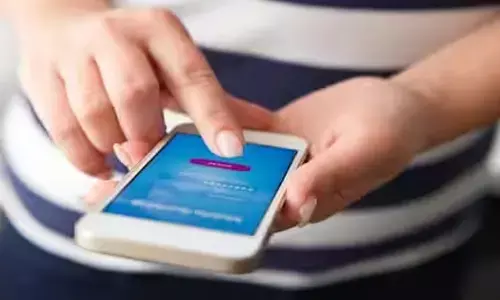 Delhi government has introduced new mobile app to book e-rickshaws