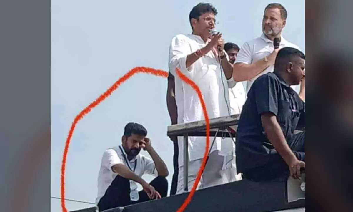 Uff! What the heat! Revanth Reddy relaxes during Congress Bus Yatra