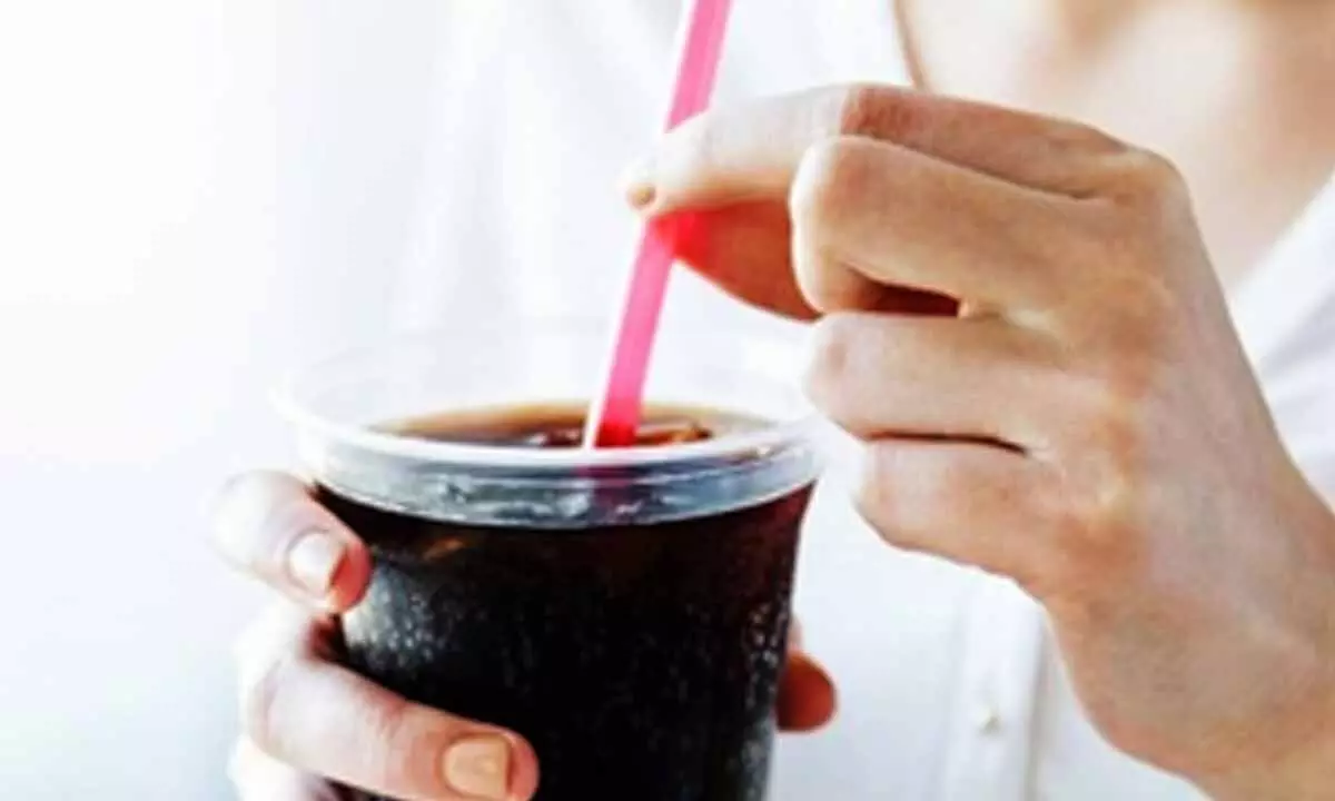 High soft drink consumption makes bones fragile: experts