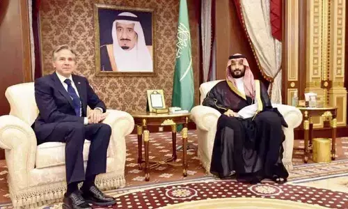 Towards a multi-polar world order